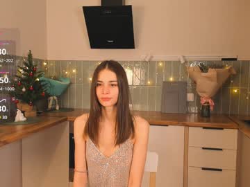 girl
        maxinefoulkes cam image #5810932