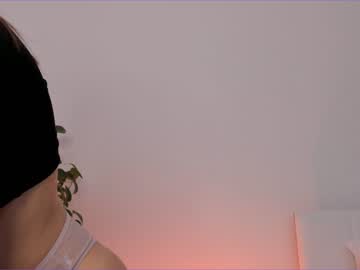 girl
        elizabeth__gray cam image #484998