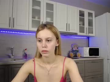 girl
        brightrays__ cam image #48400