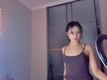 girl
        t0keng1rl cam image #2896295