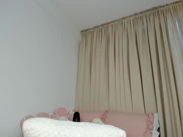 girl
        kitty__sophie cam image #5700926