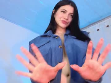 girl
        venus_tay1 cam image #4555191