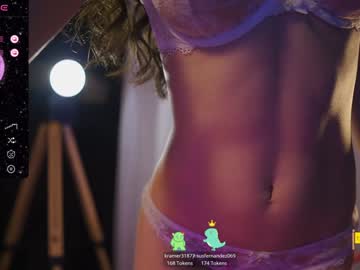 girl
        lucie_beltran cam image #4673756