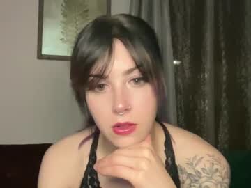 girl
        missslutmaster cam image #2003472