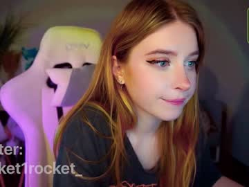 girl
        pocketrocket_ cam image #1836985