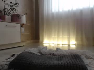 girl
        meryfoxxx cam image #2414250