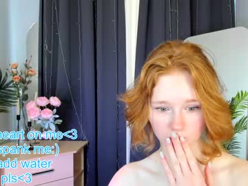 girl
        navy_blush cam image #3476829
