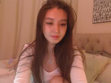 girl
        sarasuo cam image #3490711