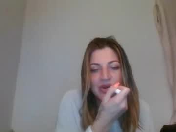 girl
        prettypettypenny cam image #4847012
