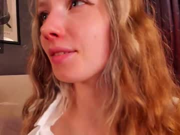 girl Cam Girls Get Busy With Their Dildos With No Shame with bubblebbb