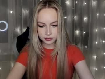 girl
        olishaxd cam image #551725