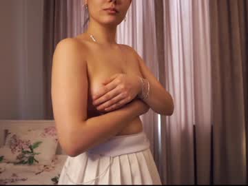 girl
        acemi_sun cam image #3750055