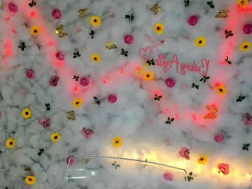 girl
        babyaylin cam image #6204091
