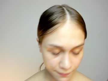 girl
        candy__mandy cam image #1441323