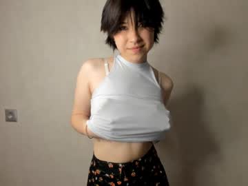 girl
        louisejamie cam image #1623848