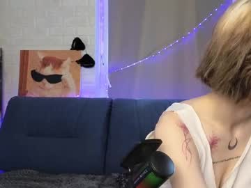 girl
        lizbethbiglow cam image #4965866