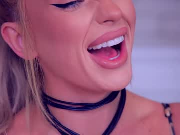 girl
        anabellastar cam image #6457991