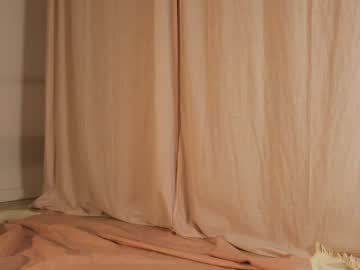 girl
        hee_jeen cam image #6866054