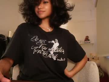 girl
        mariyya cam image #6256955
