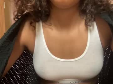 girl
        andreadunnn cam image #1181589