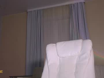 girl
        sweetkira555 cam image #6698946