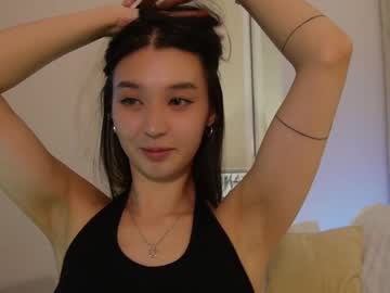 girl
        sarasuo cam image #5964385