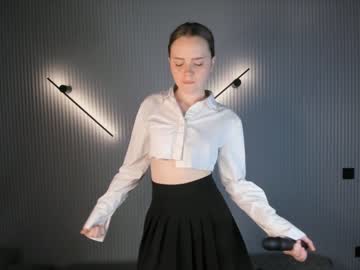 girl
        mya66maya cam image #4212145