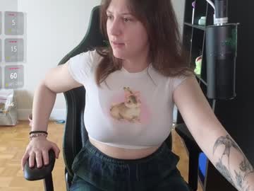 girl
        alexa_dream cam image #6721834