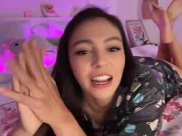 girl
        keirasworld cam image #6779913