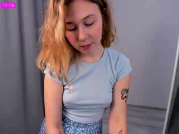 girl
        lottie_shine cam image #161180