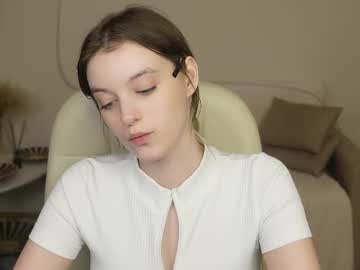 girl Cam Girls Get Busy With Their Dildos With No Shame with cant_fool_heart
