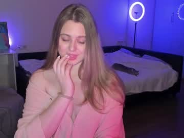 girl Cam Girls Get Busy With Their Dildos With No Shame with mallicia