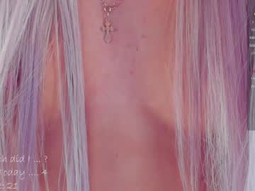 girl
        blush_mikki cam image #5505139