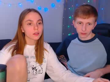 couple
        julsweet cam image #3208242