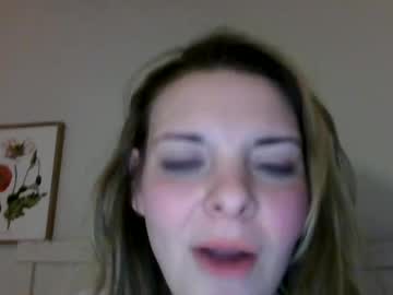 couple Cam Girls Get Busy With Their Dildos With No Shame with jujubean_romeobaby