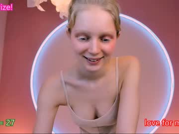 girl
        jenny_ames cam image #578497