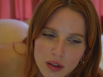 girl
        ellaa91 cam image #4722596