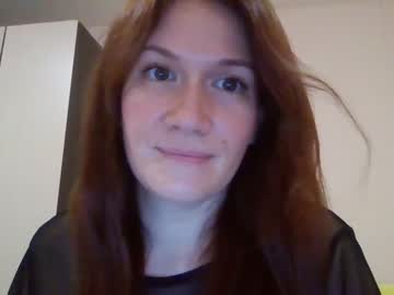 girl
        angelinafox1 cam image #1929675