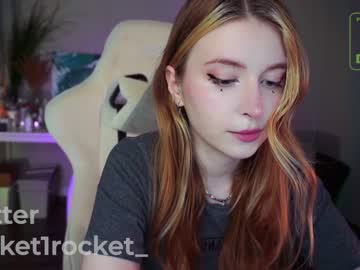 girl
        pocketrocket_ cam image #2662647