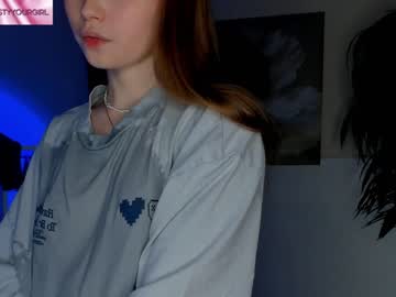 girl
        shelleybartram cam image #3479956