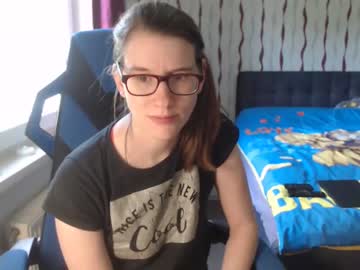 girl
        xinnocence94x cam image #2157230