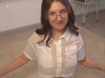 girl
        ashlyn_1 cam image #5123132
