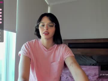 girl
        yourfreakygirl cam image #701475