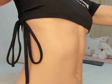 girl
        kitty__sophie cam image #4910840
