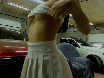 girl
        jenniferden cam image #4033161