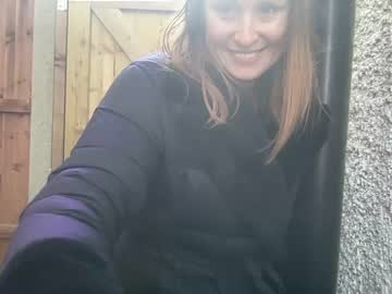 girl
        eatmypie69 cam image #3765361