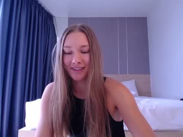 girl
        teonasafina__ cam image #2506727