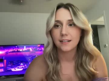 couple
        hotandhornyhannah cam image #4768186