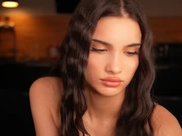 girl
        pixelmuse cam image #4584380