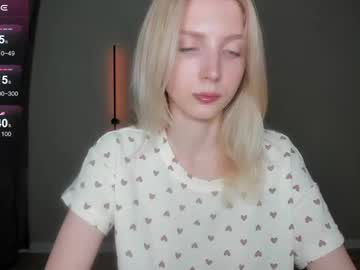 girl
        oh_honey_ cam image #4650666